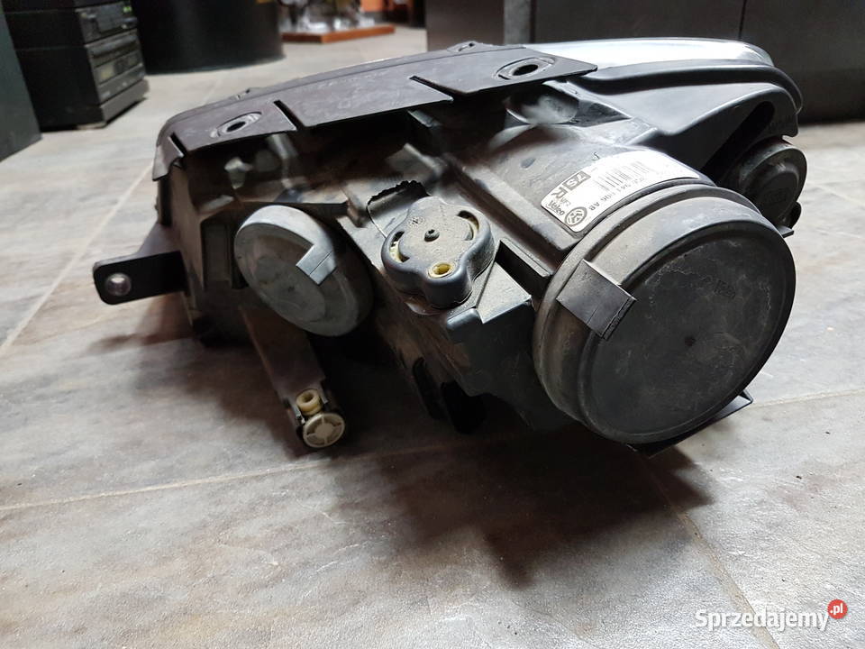 VW PASSAT B6 REFLEKTOR PRAWY LAMPA PRAWA Turek