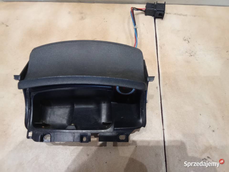 VW Lupo2003r popielniczka orginal Wrocław