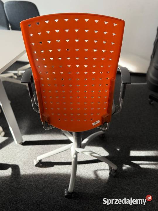 Fotele biurowe regulowane Wrocław