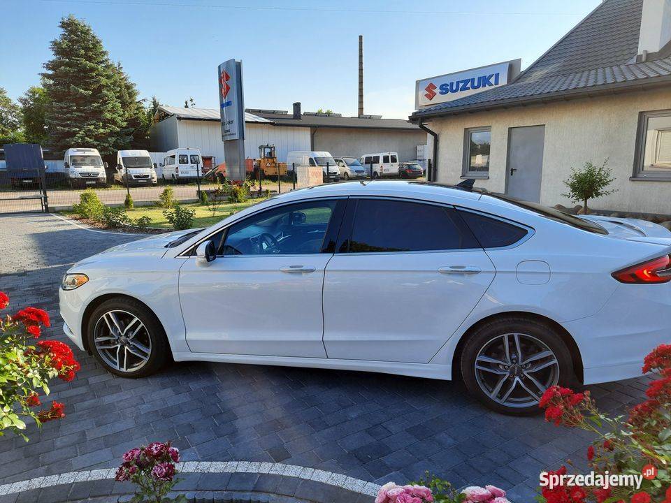 Ford Fusion 20 EcoBoost Titanium automatyczna