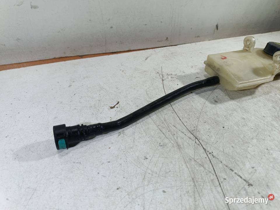 ZBIORNICZEK PŁYNU HAMULCOWEGO FORD C MK1 16 TDCI Zbiorniki płynu hamulcowego