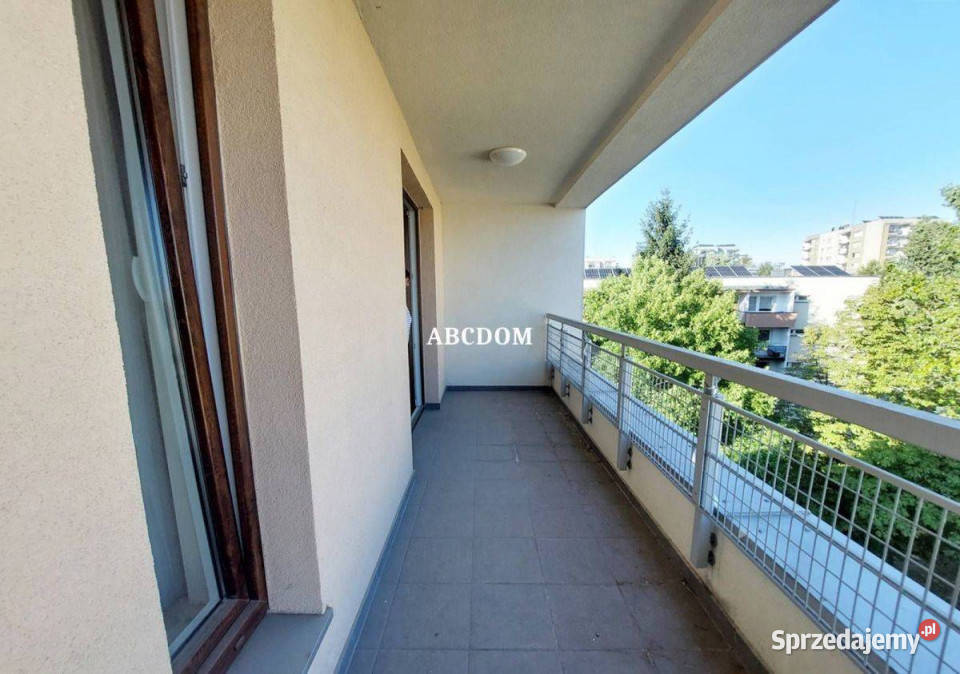 Czyżyny mieszkaniez balkonem meble w Rok budowy 2017 Kraków