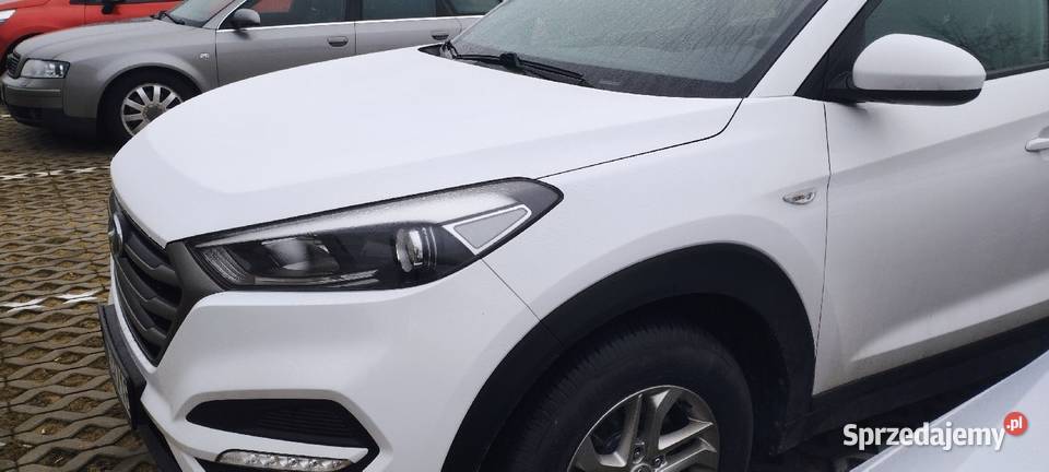 Hyundai Tucson 1 7 diesel biały Tucson Białystok sprzedam