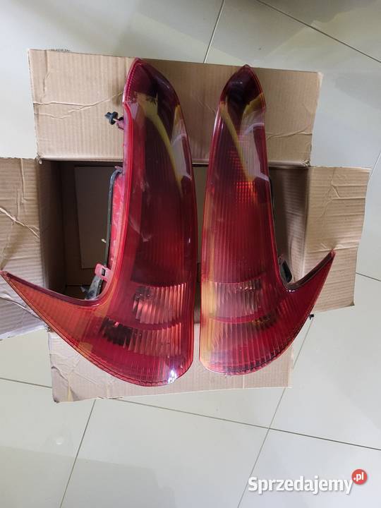 Peugeot 206sw kombi lampa prawa lewa tył tylna Pułtusk