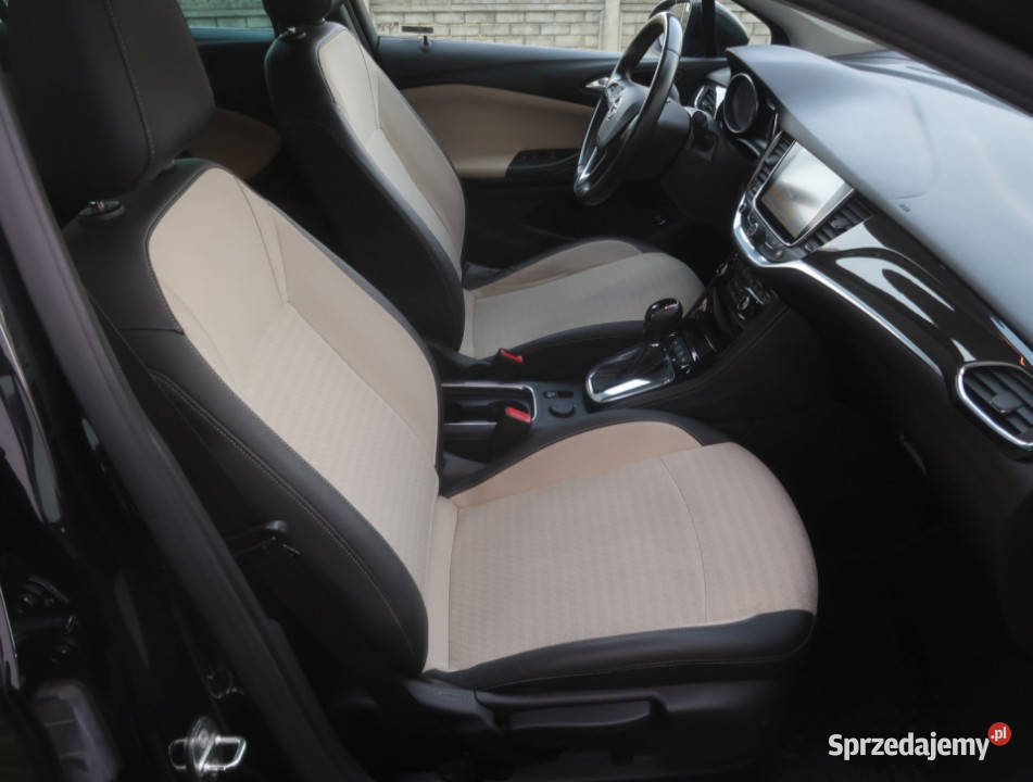 Opel Astra 14 T Kombi Łódź