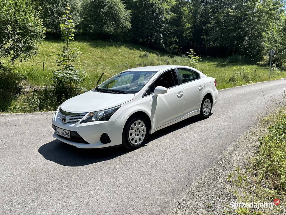 Toyota avensis 20dsuper stanbez wkładujeden uszkodzony małopolskie Kraków