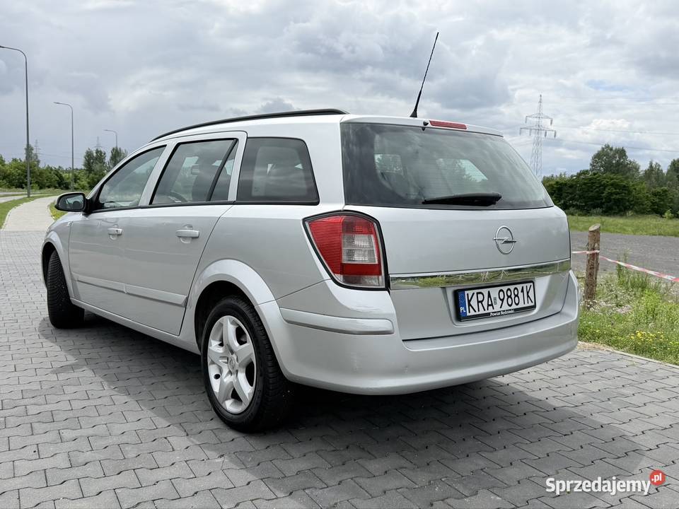 Opel Astra H III 17 CDTi 101 kombi 4/5 Będzin
