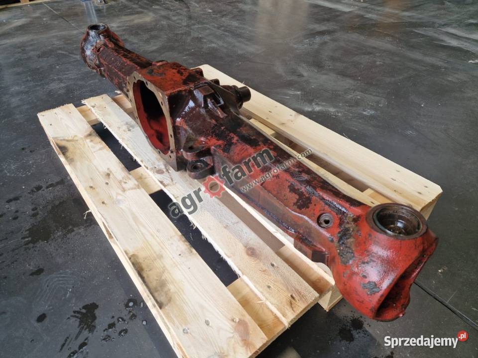 Obudowa przedniego mostu Fiat 780 880 980 Byków