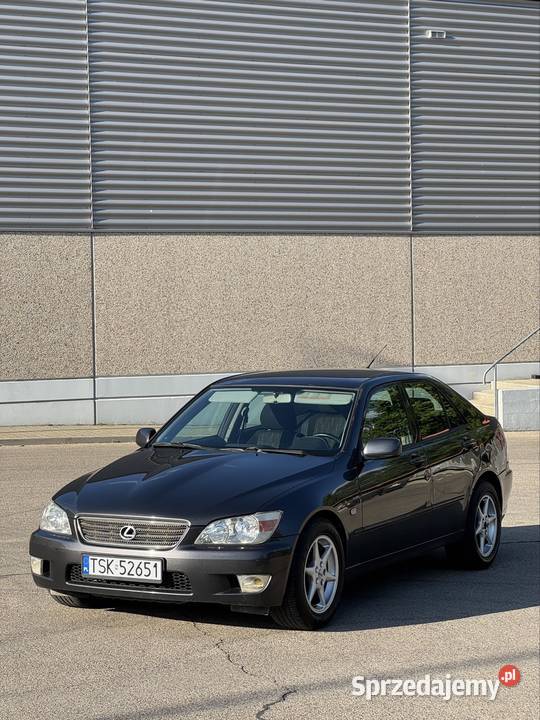 LEXUS IS200 klima w oryginalnym lakierze Rok produkcji 2000 Skarżysko-Kamienna sprzedam