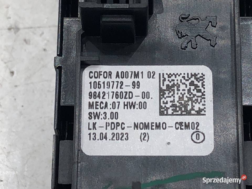 PRZEŁĄCZNIK SZYB PEUGEOT 208 II 98421760ZD