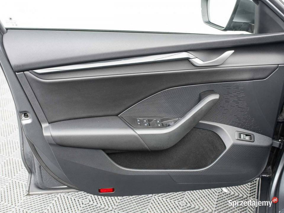 koda Octavia 15 TSI mHEV 150 Selection DSG przyciemniane szyby Pępowo