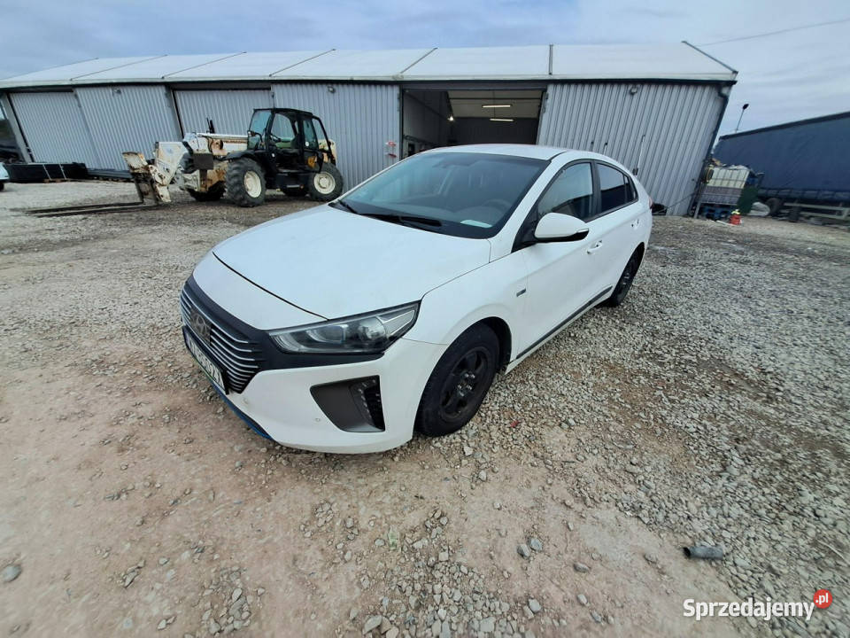Hyundai IONIQ Komorniki