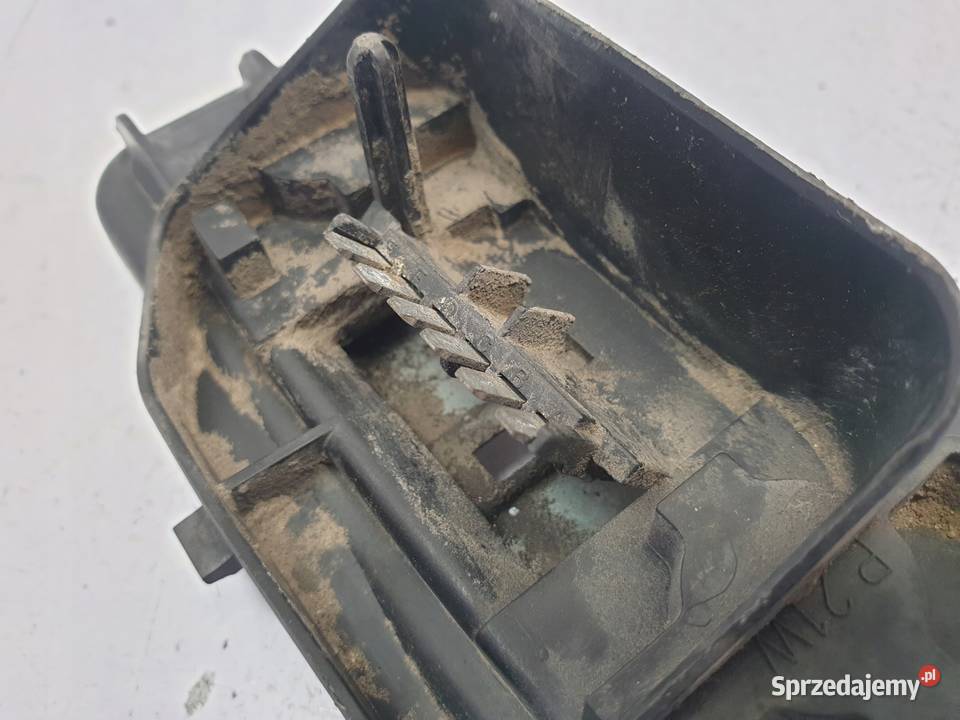 Opel Astra G II Kombi WKŁAD TYLNEJ LAMPY Prawy osobowe