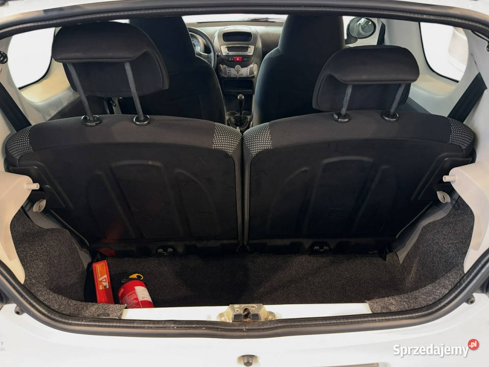 Toyota Aygo 10 68 M5 2011 r klimatyzacja 1000cm3