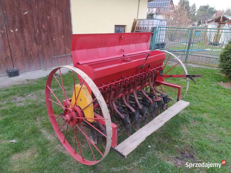 Siewnik zbożowy do ciągnika idealny do C330 T25 Dąbrowa Tarnowska sprzedam