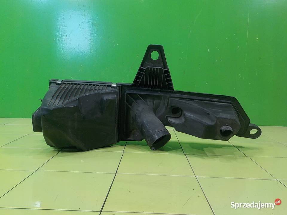 BMW 1 F20 16 D 12r HB 5D obudowa filtra Suków sprzedam