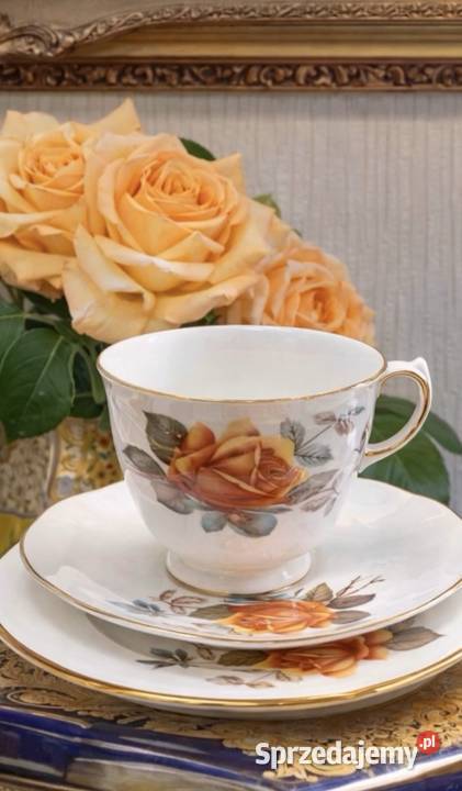 Porcelana zdobiona motywem róż