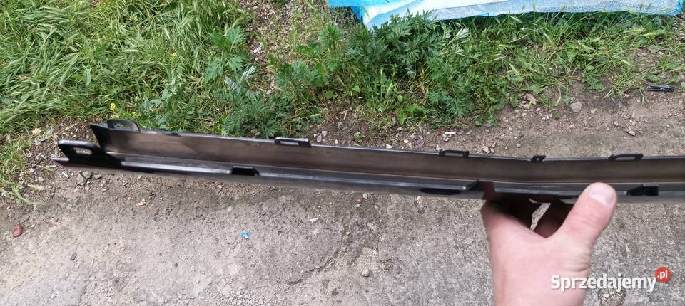 Mercedes C w205 1519 listwa zderzaka przód Karoseria łódzkie Łódź