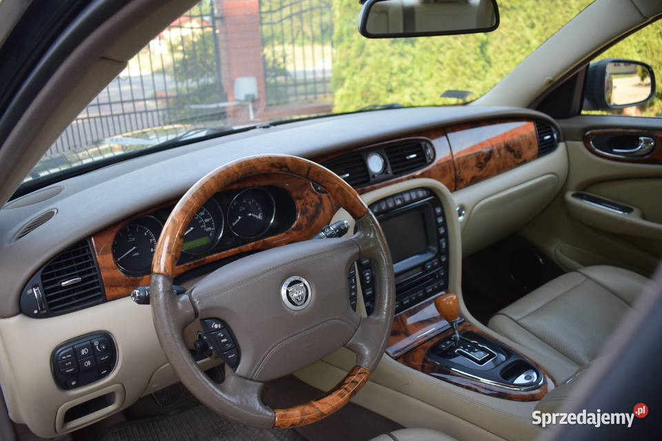 Jaguar XJ 42 298 Executive Rok produkcji 2008 Milanówek