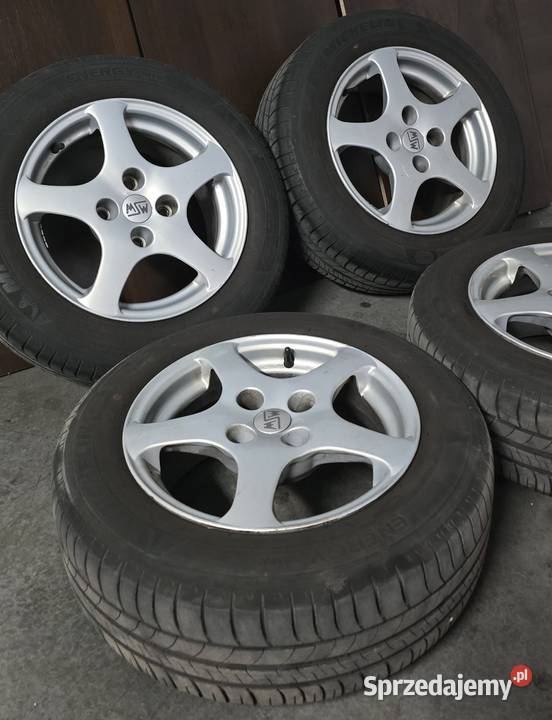 Kola Mzw R15 4x1143 z oponami zetnimi 195 60 r15