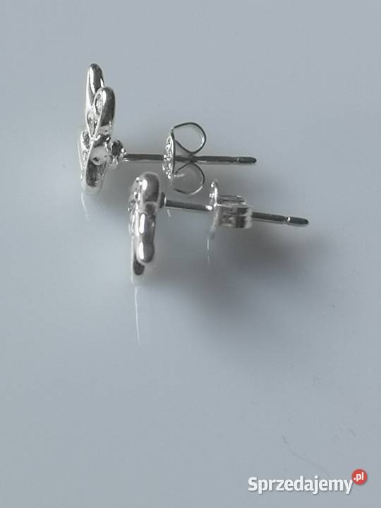 Delikatne srebrne kolczyki motylki skrzydełka Kołobrzeg