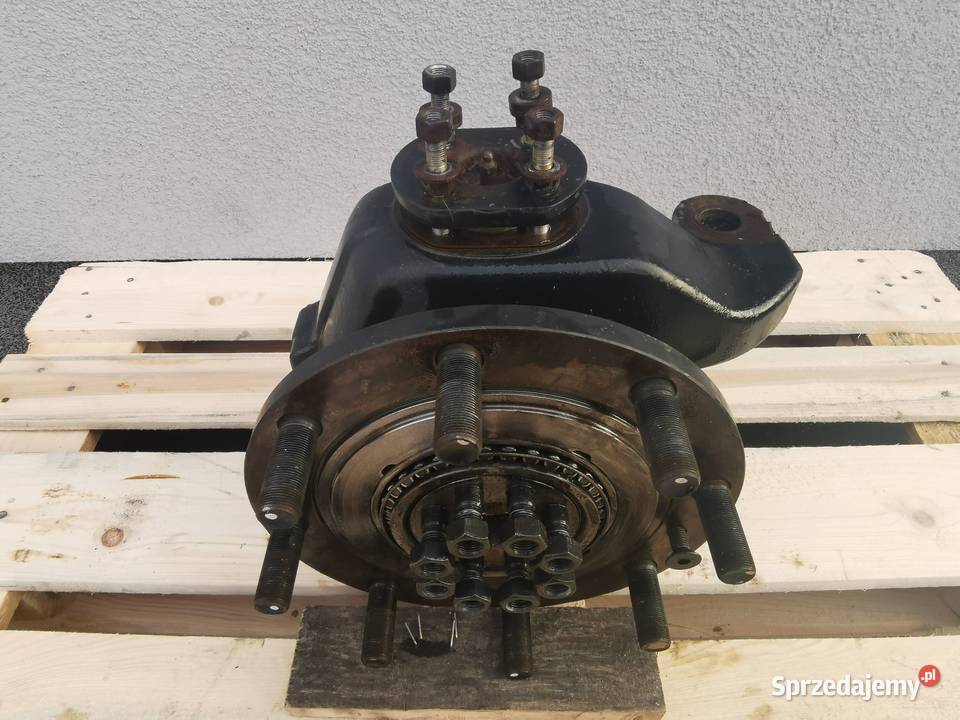 Zwrotnica lewy przód Holland LM Spicer Pozostałe Wilkowo