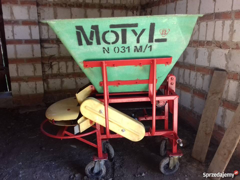 Rozsiewacz Motyl 600l