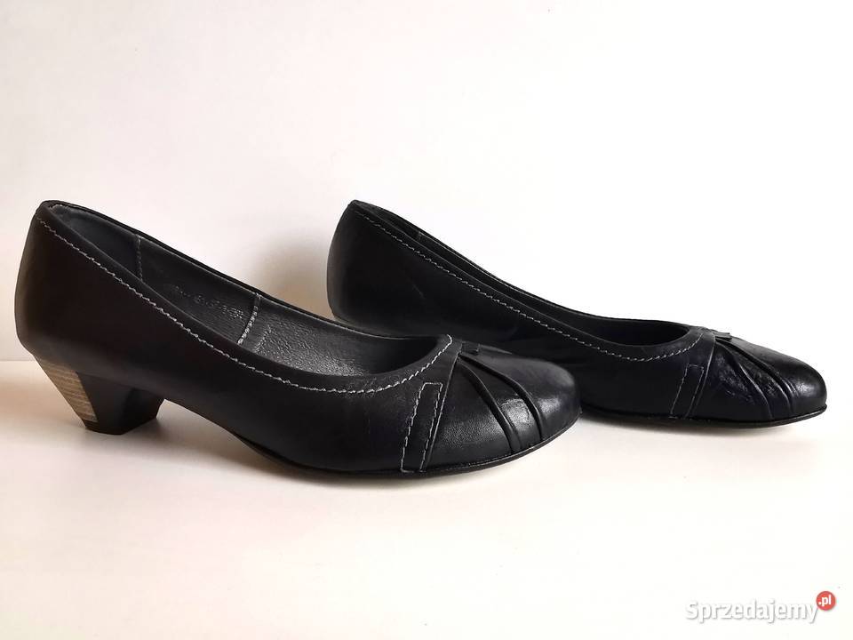 7074 CARINII ładne czarne skóra 37 Kędzierzyn-Koźle