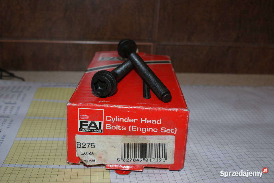 Zestaw śrub głowicy cylindrów EL802870FORD Białobrzegi