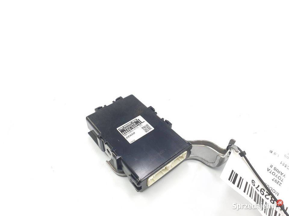 MODUŁ TOYOTA YARIS II 896900D010