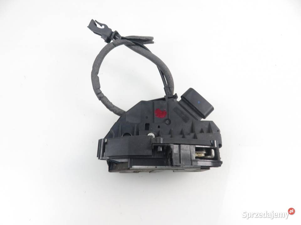 ZAMEK PRAWY PRZEDNI FORD FOCUS MK3 BM5AA21812BC