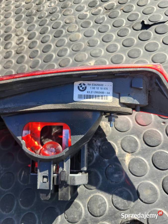 Sprzedam lampy w klapę bmw x1 Zalesna