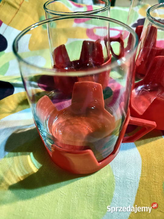 Vintage szklanki z czerwonymi plastikowymi Porcelana i szkło Lublin