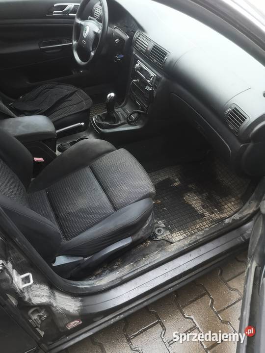 Skoda superb I 19 130 awx 330 Škoda łódzkie Sieradz