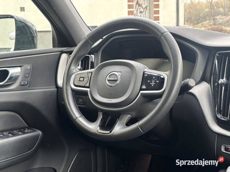 Volvo XC60 Polski salon AWD RDesign 2000cm3 Warszawa sprzedam