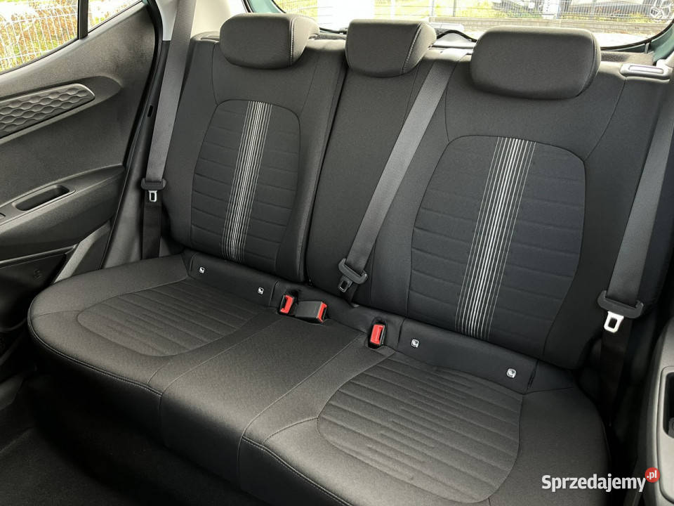 Hyundai i10 12 MPI 5MT 79 wersja Modern dostępny nawigacja Piotrków Trybunalski