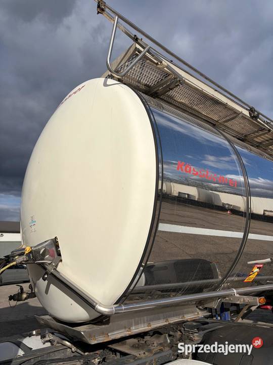 Cysterna ADR Kassbohrer STB L4BH Płock