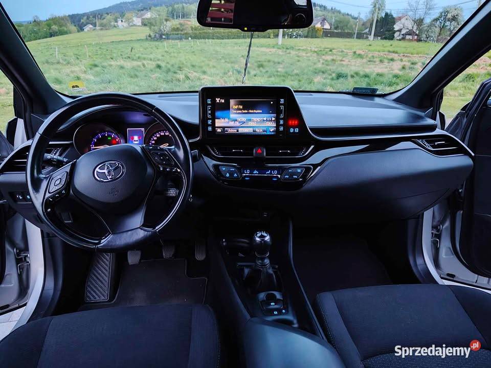 Toyota CHR 12 benzyna 2017 małopolskie Nowy Sącz sprzedam