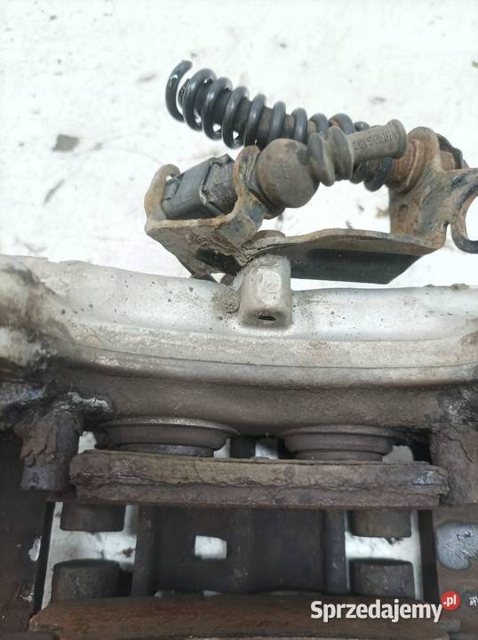 ZACISK HAMULCOWY PRAWY TYŁ BREMBO 45 V8 7L osobowe sprzedam