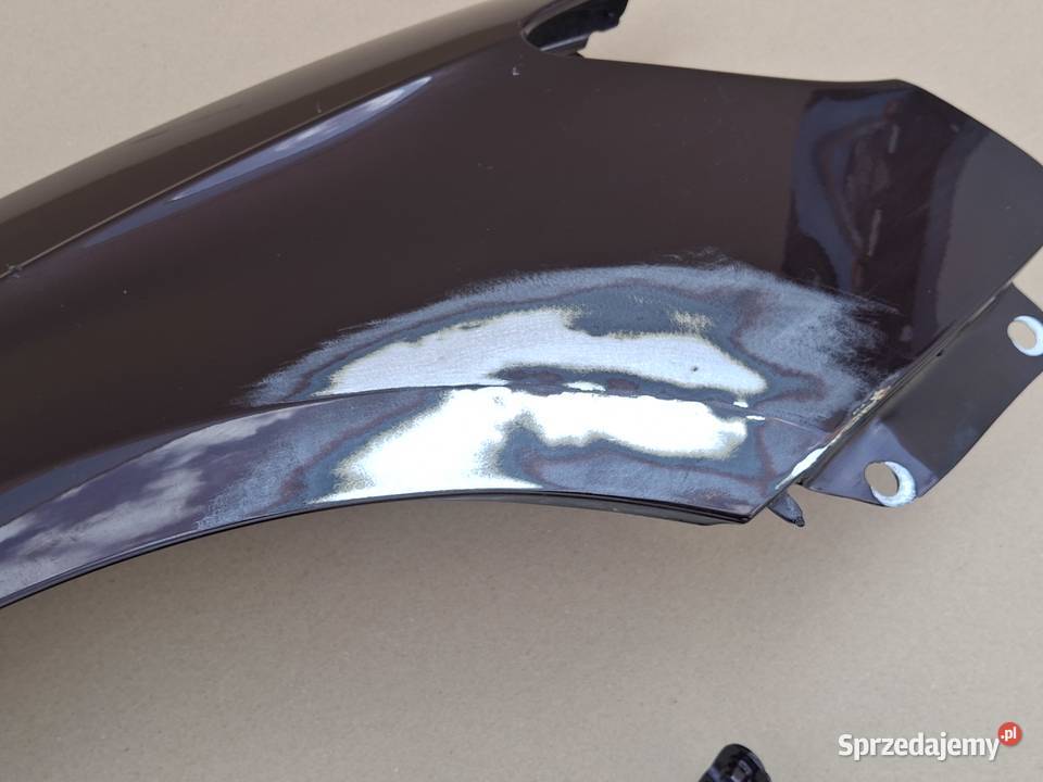 AUDI A3 8V HB SPORTBACK BŁOTNIK PRAWY PRZÓD Bieleń