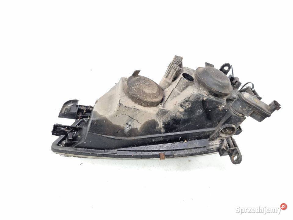 LAMPA PRAWA PRZÓD OPEL VECTRA B osobowe Lipno