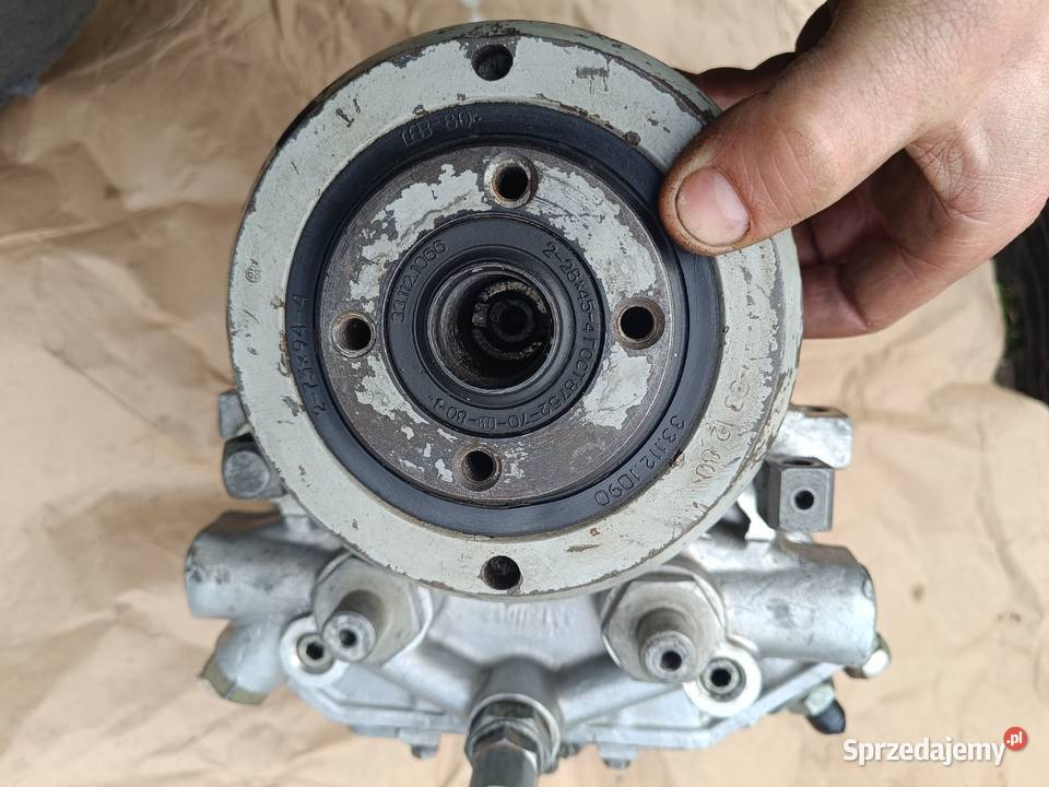 Pompa wtryskowa Kamaz nie kraz kirowca k700 itp Krzepice