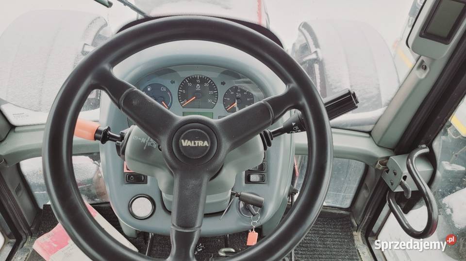 Valtra T152 Valtra podkarpackie Zaklików sprzedam