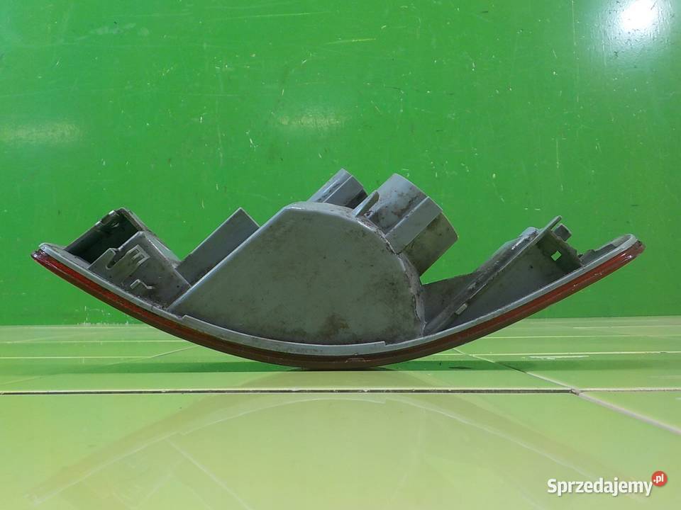 MITSUBISHI OUTLANDER II 20 D 07r 5D lampa prawa Suków