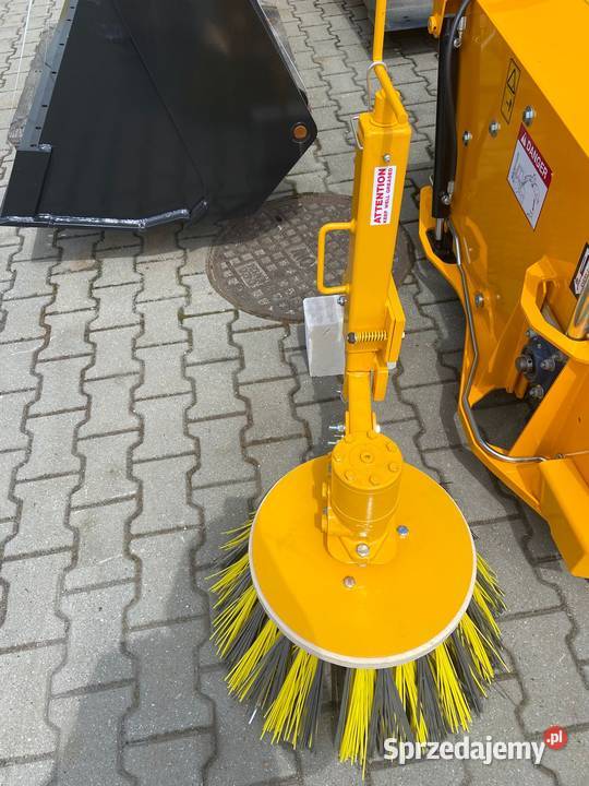 Oryginalna Szczotka boczna prawa do zamiatarki Suchoraba