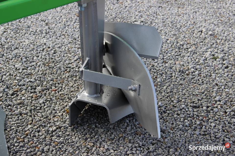 Pług ramowy zawieszany Lyra BOMET pług ramowy Pługi kujawsko-pomorskie Rogóźno