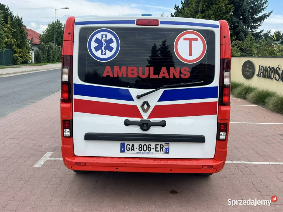 ambulansy Renault Trafic Renault Trafic Karetka wielkopolskie Gostyń