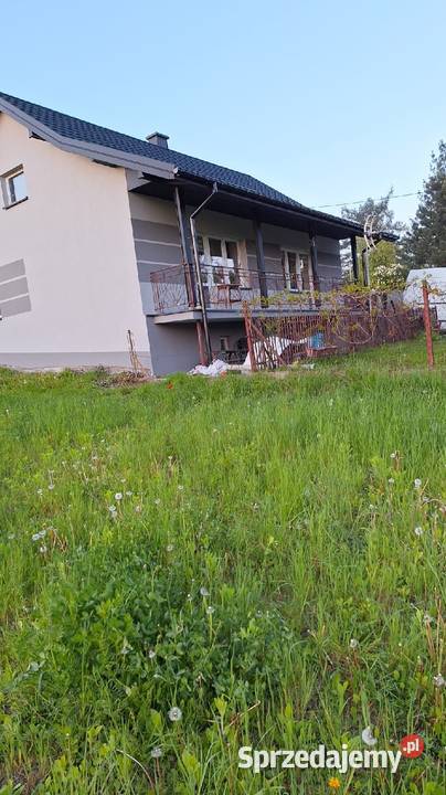 Elewacje budynków Niedźwiedź