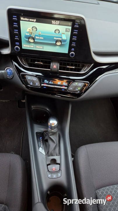 Toyota CHR 18 HSD Lift 41 Ast Pasa Distronic gniazdo AUX Otwock Mały