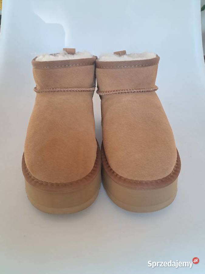 nowe buty śniegowce rozmiar z metki 37 ale to Sandomierz